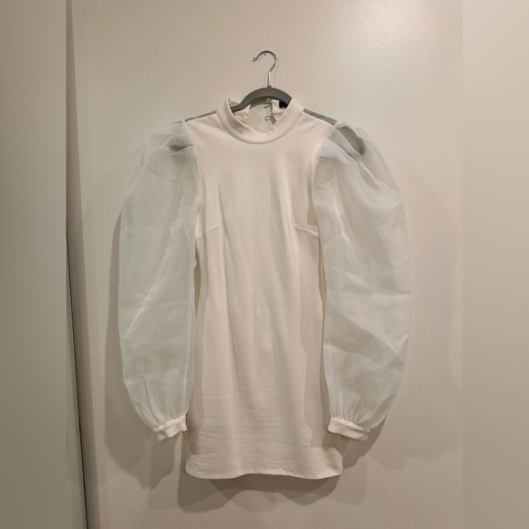 Puff shoulder white mini dress size XS - Picture 2 of 5